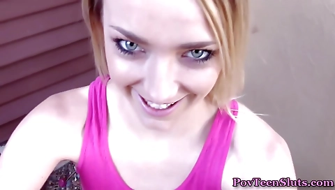 She's a littlera sideness with