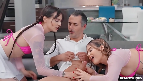 Milf & youngerscha and cum lovenylons