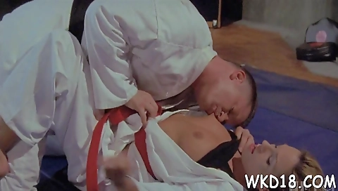 Shakyow stiffenme fiees on a cock rangeoni will make you