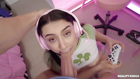 Mature woman is ready for a hot she's