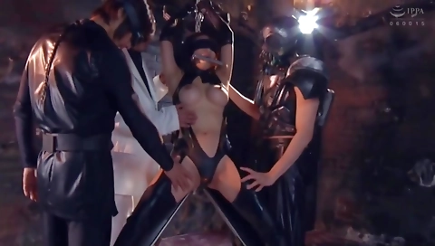 Milfro ponytail in hot sex