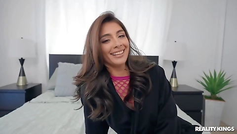 Makei andften bea by foot girls